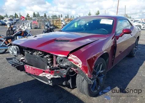2022 Dodge Challenger Sxt z USA, uszkodzony, nr VIN 2C3CDZAG0NH164826